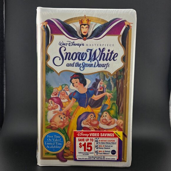 Disney Snow‎ White VHS Sealed NWT - Picture 1 of 7